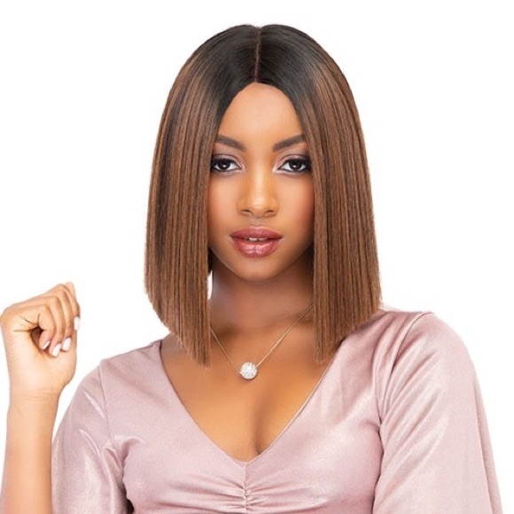 Extremely Deep Part Swiss Lace Wig
 Ombré BOB - Picture 1 of 8